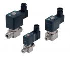 Solenoid valve for high vacuum